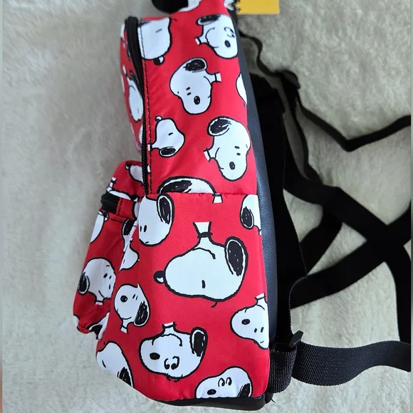 ✨️HP✨️ Peanuts🥜 Snoopy🐶 Mini Backpack🎒 - NWT - Picture 4 of 12